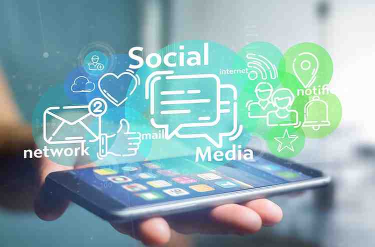 How Social Media Enhances Your Business ? what is social media 2.0 simple explanation and examples (1)